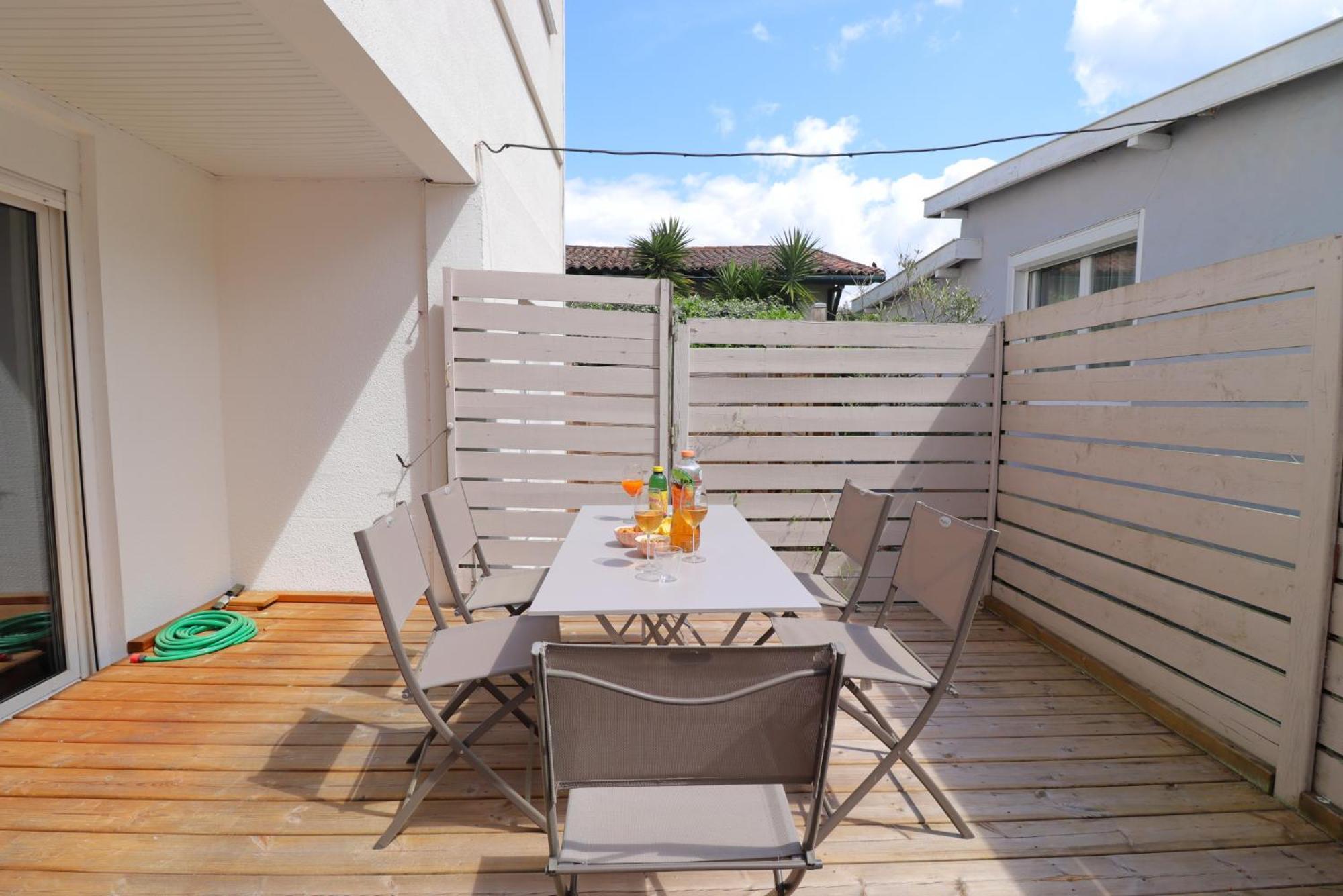Le Spazioso - T3 Arcachon Avec Terrasse Privative Rom bilde